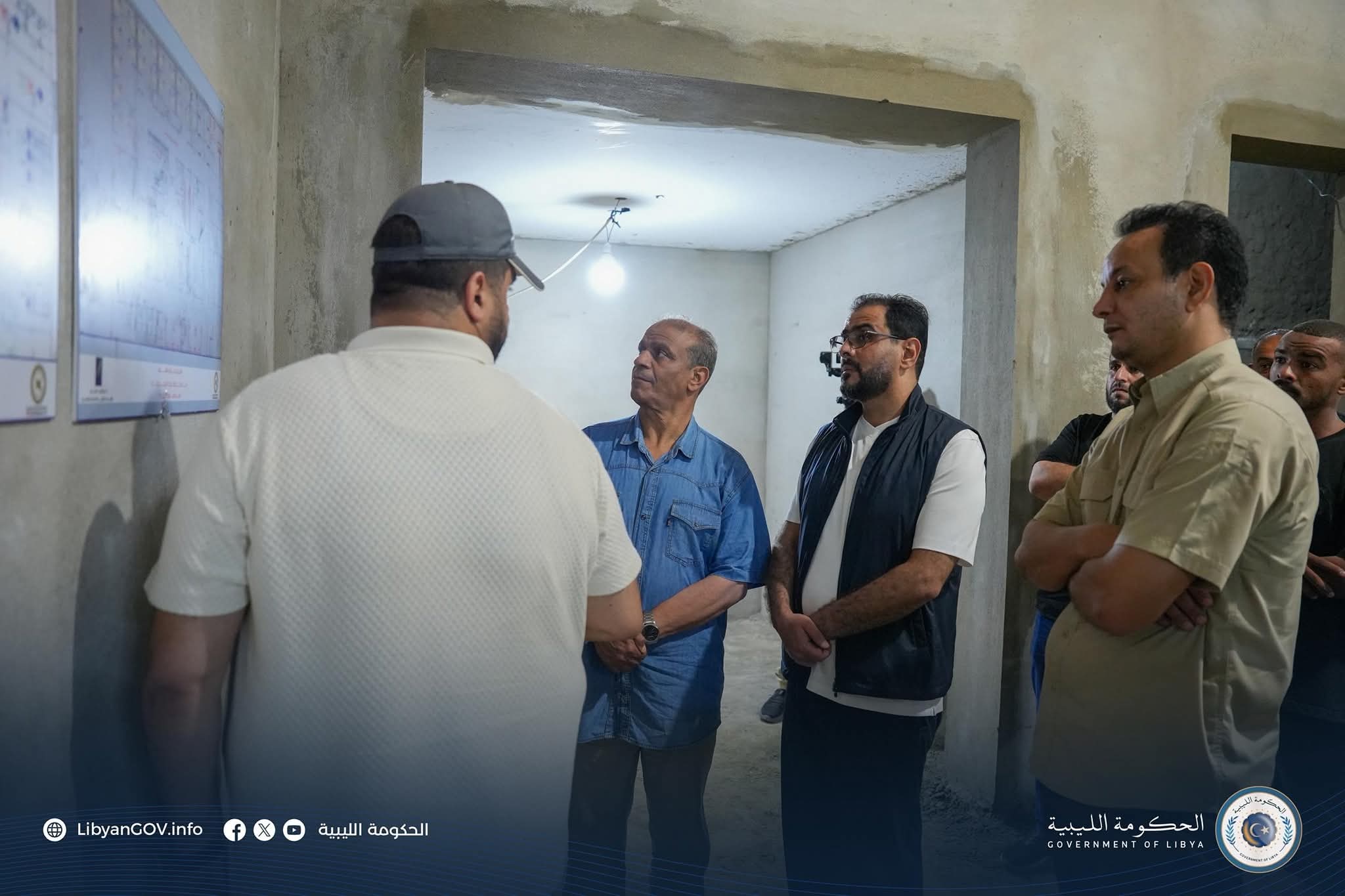 رئيس الحكومة ومدير صندوق الإعمار يتفقدان مستشفيي الجلاء والأطفال ببنغازي