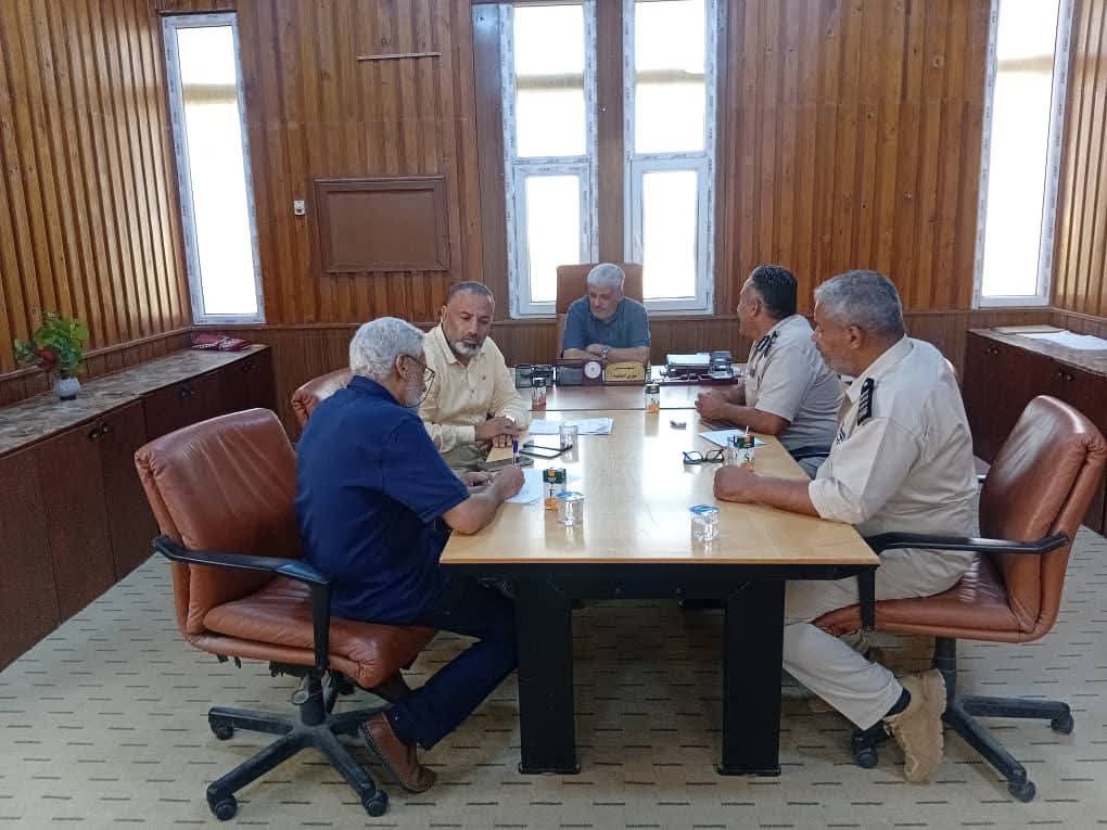 بلدية سرت تناقش خطوات صون الأراضي الزراعية