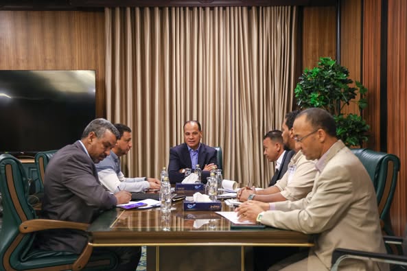 «حومة» يبحث سبل تحسين البنية التحتية بمدن الجنوب