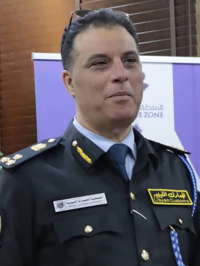 الجمارك تدعو لتشديد الرقابة ودعم الصناعات الصديقة للبيئة