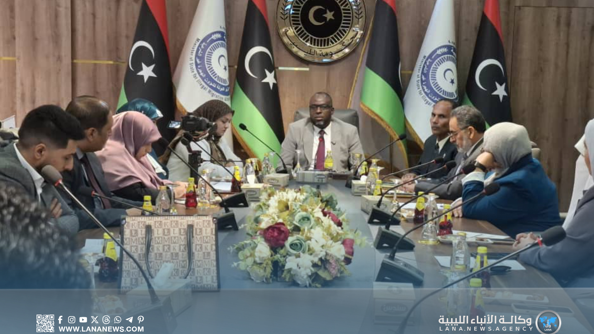 التباوي يبحث مع أكاديميين وضع استراتيجية وطنية لمعالجة الهجرة غير الشرعية