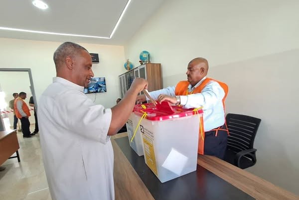 انطلاق عملية الاقتراع في انتخابات المجموعة الثالثة للمجالس البلدية