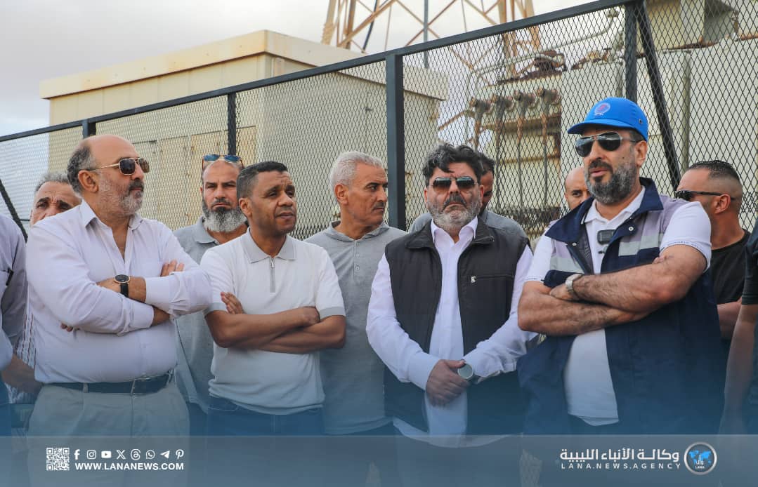 وزير الكهرباء يُدشّن محطة محمولة بضاحية «الفعاكات» غرب بنغازي