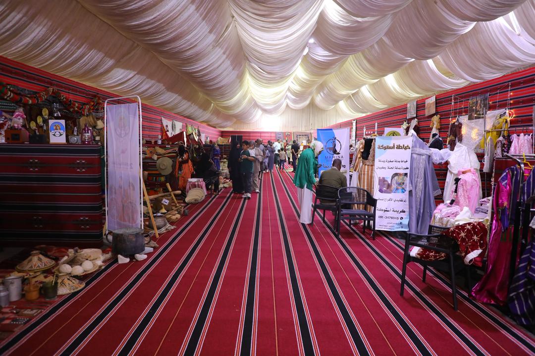 العرس الفلكلوري وفن الطبخ الشعبي يُزيّنان كرنفال ليبيا الثاني