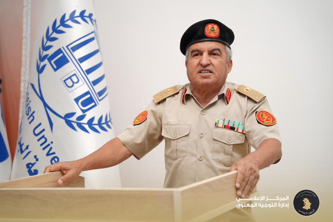 ندوة علمية ببنغازي تبحث آفاق صناعة الطيران في ليبيا