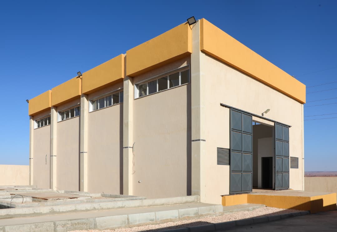 وزير الكهرباء يتفقد محطة المليطانية بعد توريد معداتها بالكامل