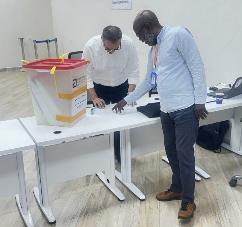 تسليم استمارات العدّ والإحصاء لمفوضية الانتخابات في اجدابيا