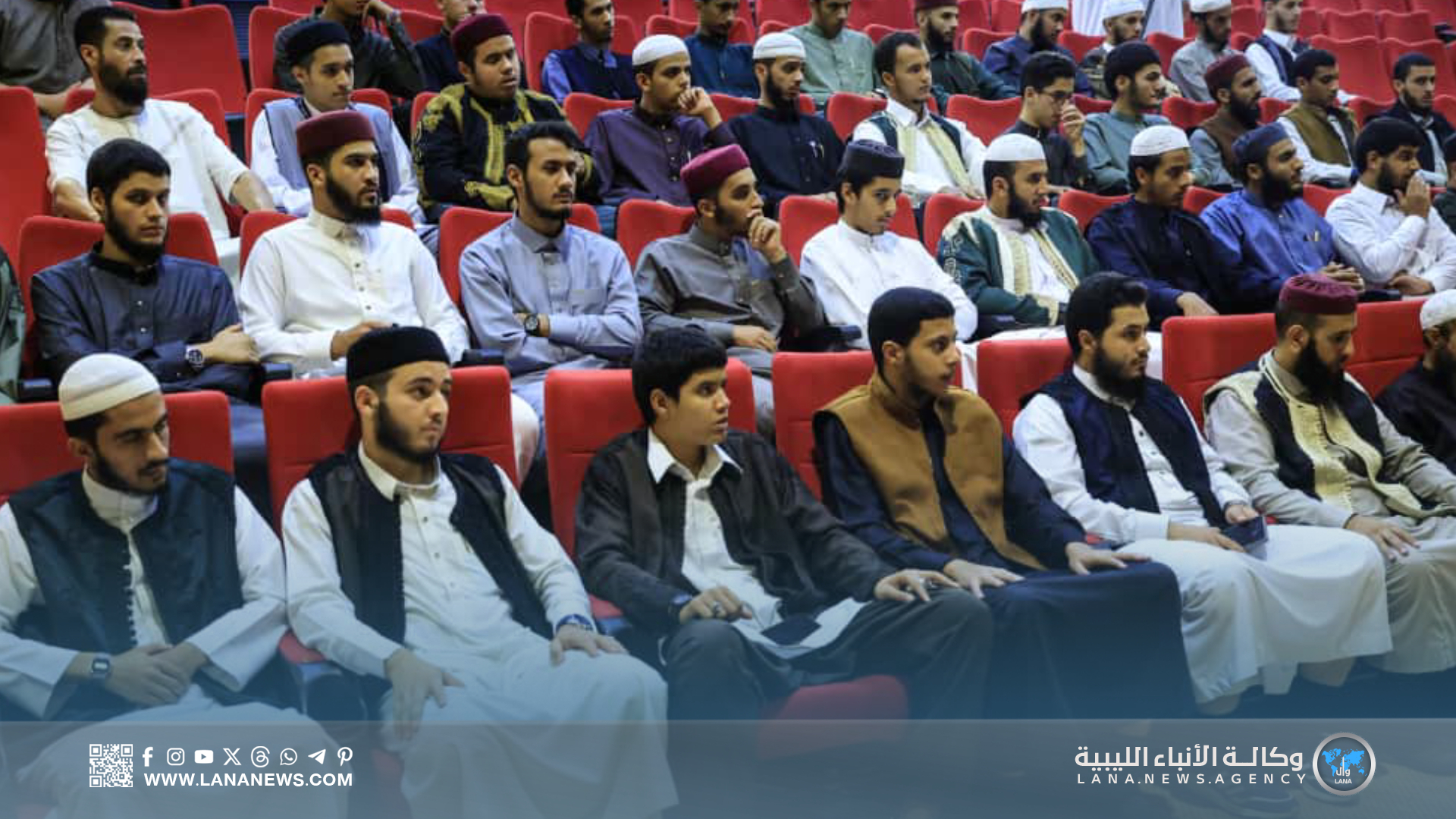 كلية الدراسات الإسلامية تنظم ندوة تعريفية لطلبتها الجدد 