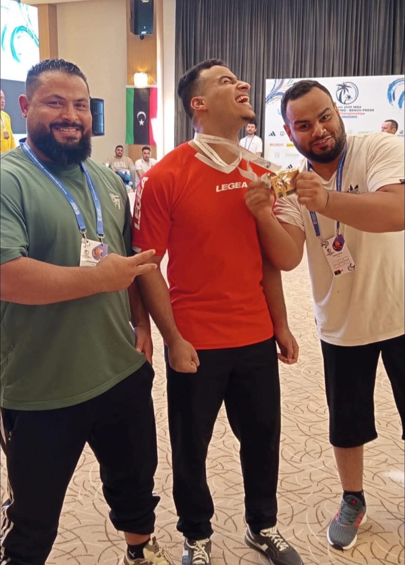 زقلم يتوّج بالميدالية الذهبية في بطولة العالم لرفع الأثقال للمكفوفين بتركيا