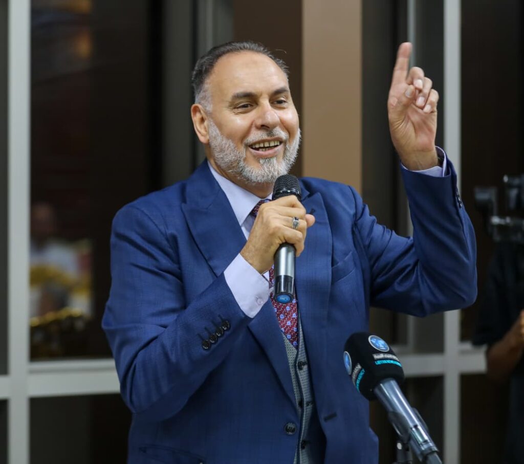 أمسية الشعر الفصيح تضيء ليالي معرض بنغازي الدولي للكتاب