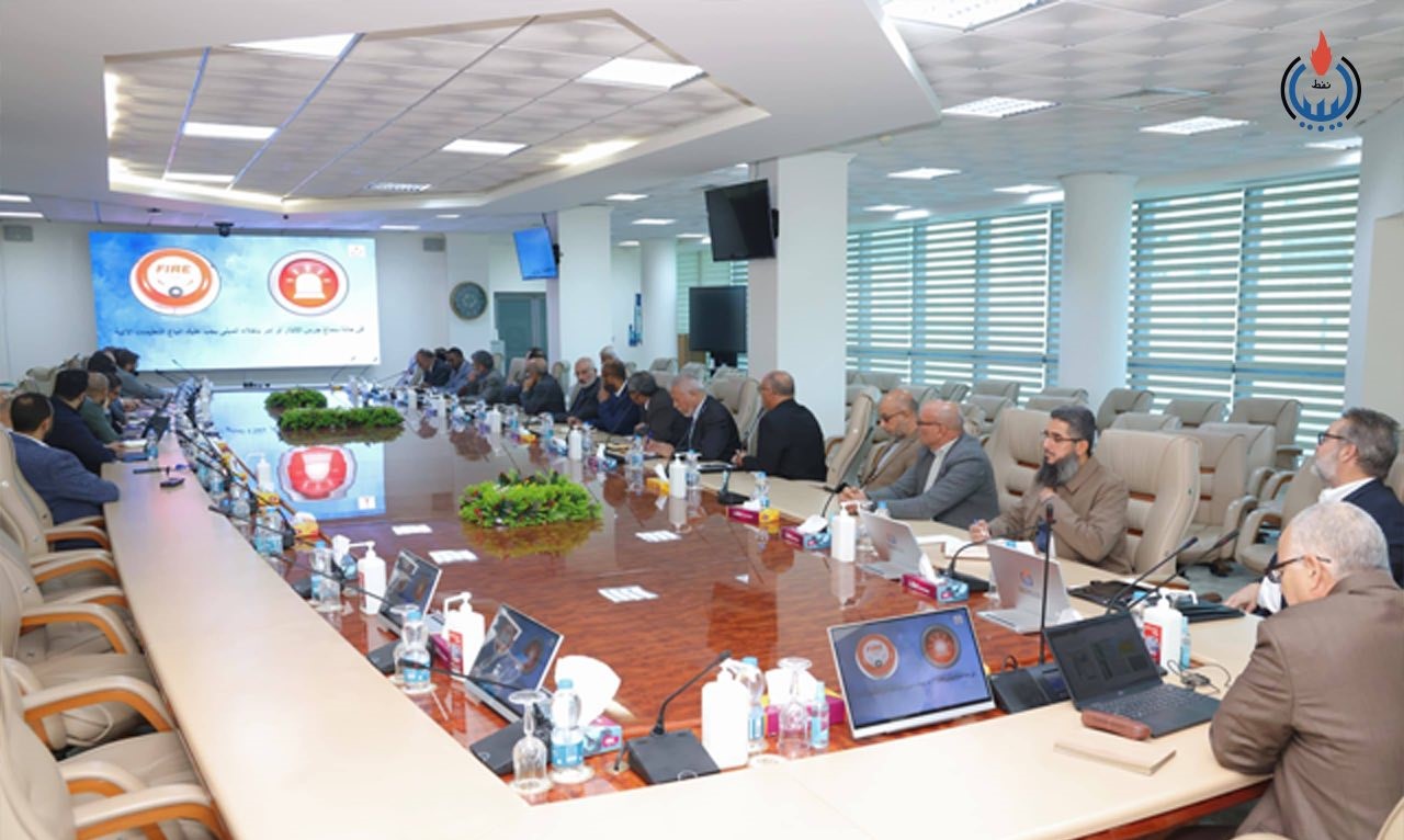 مؤسسة النفط تناقش برامج الاستكشاف المقترحة للعام 2026