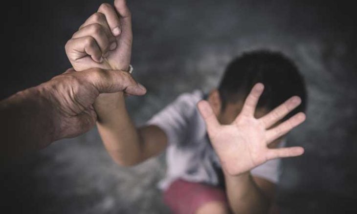 بين النفسية والدين والقانون .. كيف يواجه العنف الأسري في ليبيا