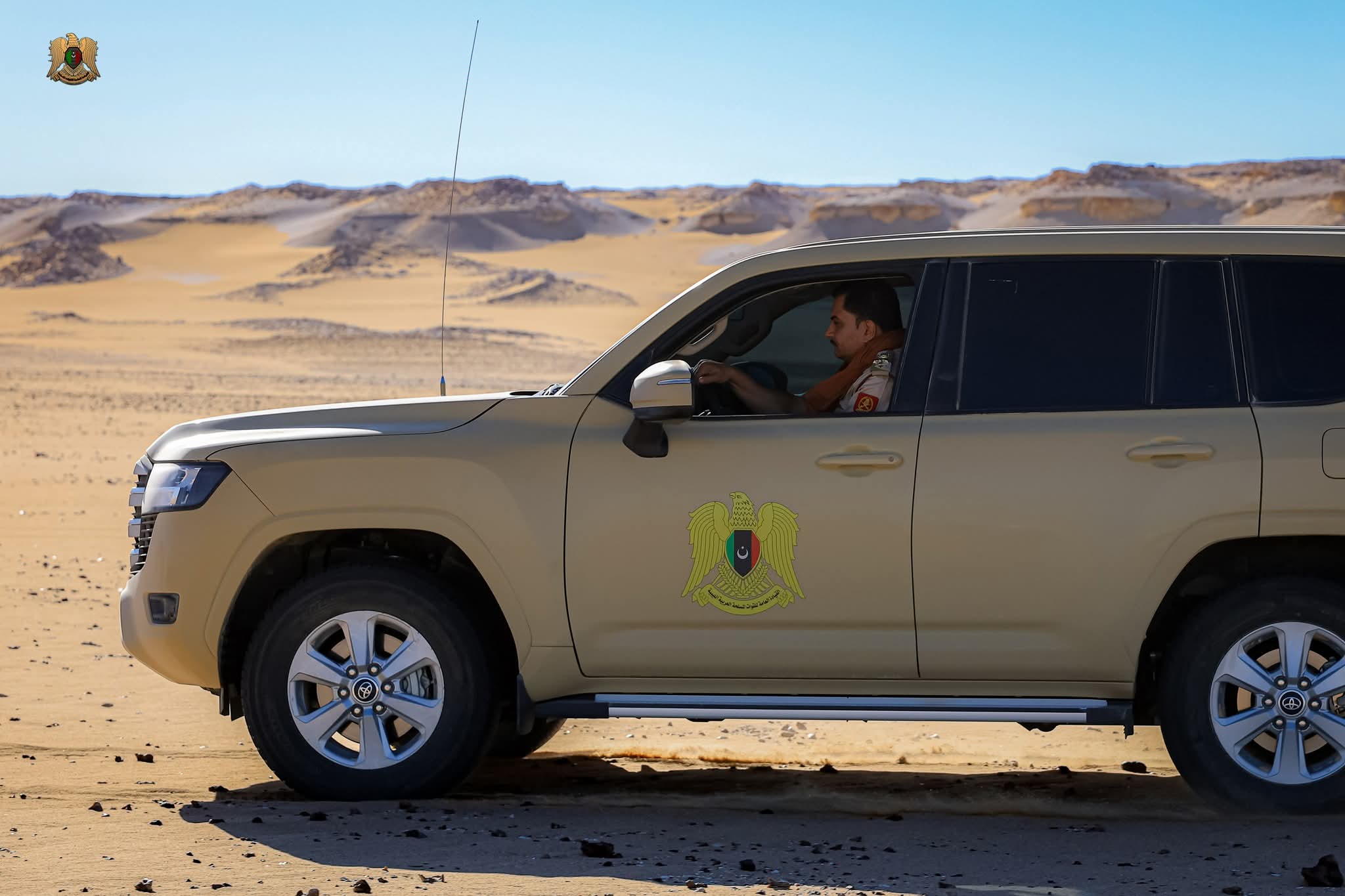 نائب القائد العام يتفقد قاعدة السارة العسكرية 