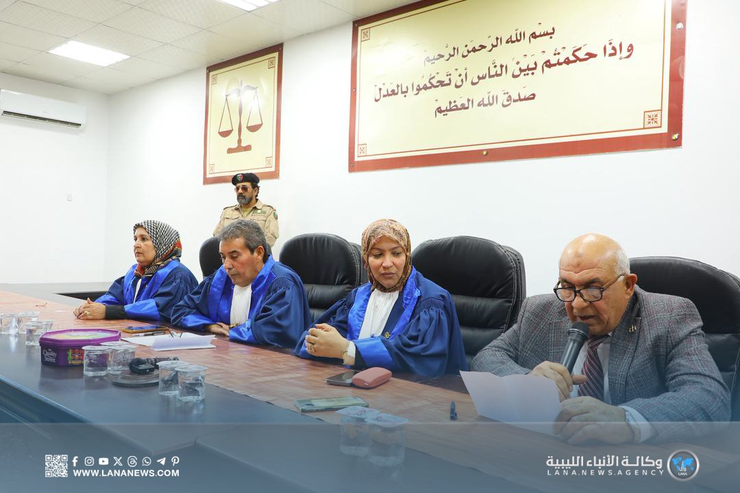 140 محاميًا يؤدون اليمين القانونية أمام رئيس محكمة استئناف بنغازي