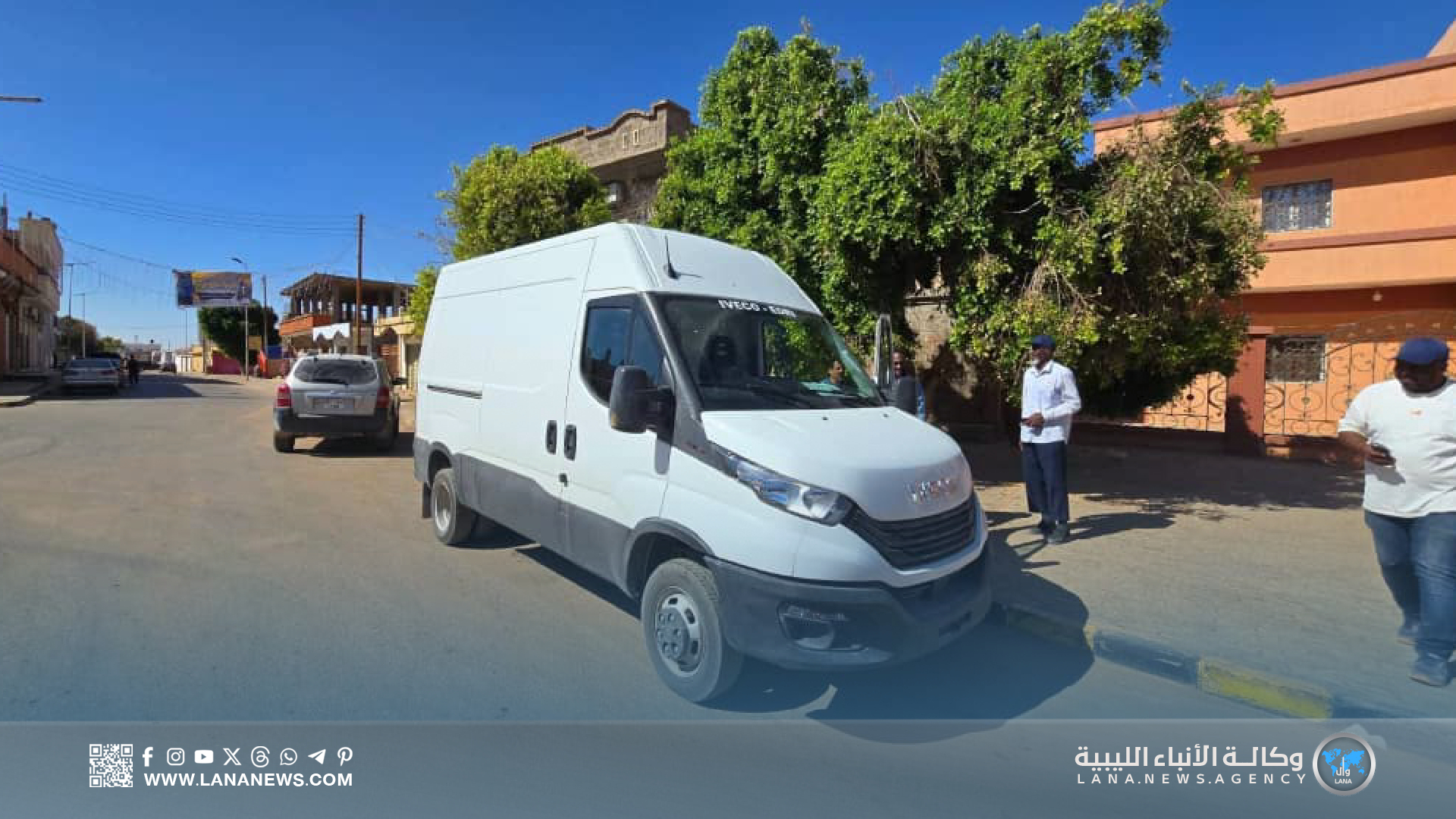 كتيبة سبل السلام تزود الكهرباء بالكفرة بسيارة فنية