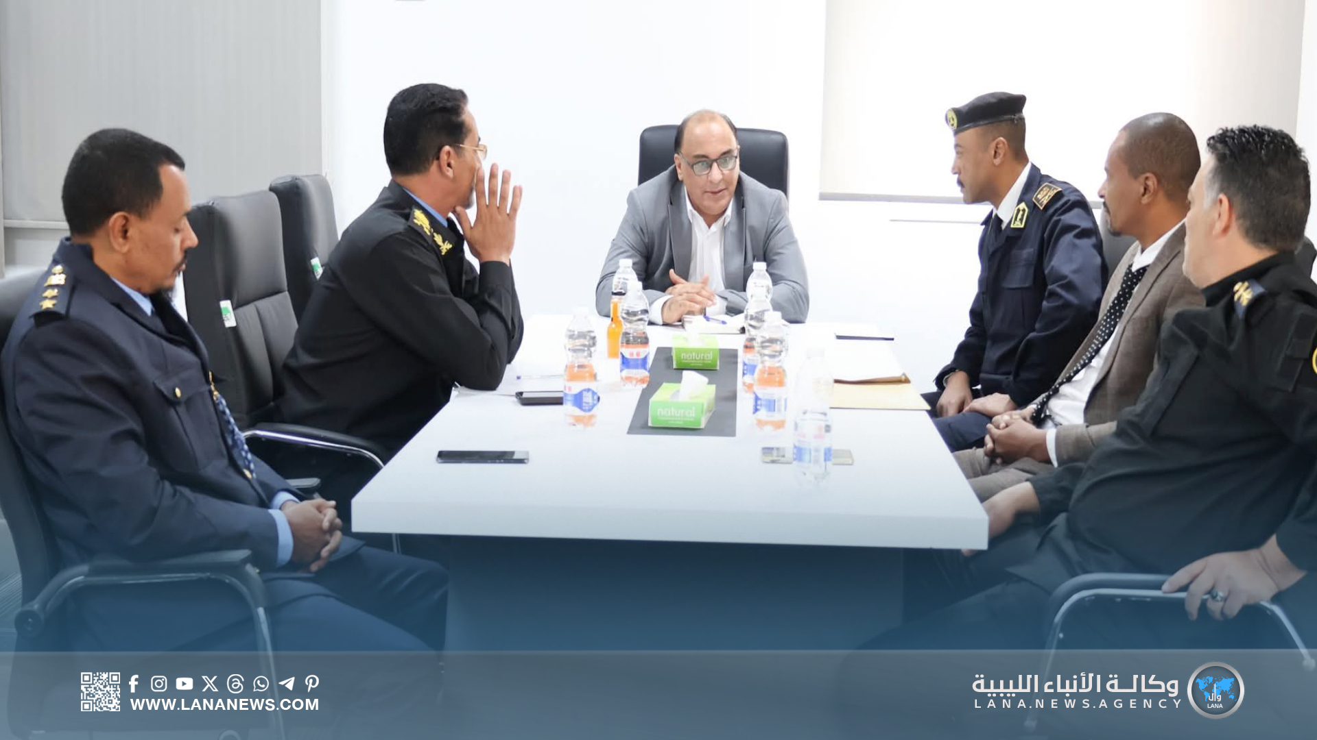 بلدية سرت وجمارك الخليج تبحثان تسهيل الحركة التجارية بالميناء