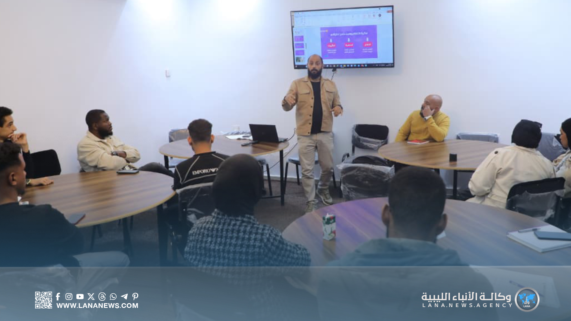 انطلاق دورة تدريب الذكاء الاصطناعي لتعزيز مهارات تصميم الصور ضمن مشروع 166