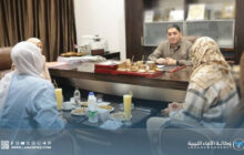 وزير العمل يلتقي نائبتين لمناقشة دعم وتمكين المرأة في التدريب