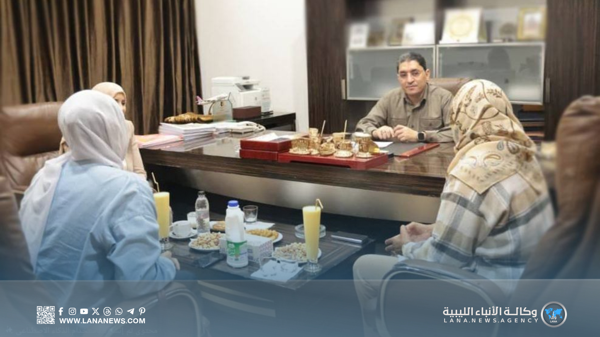 وزير العمل يلتقي نائبتين لمناقشة دعم وتمكين المرأة في التدريب