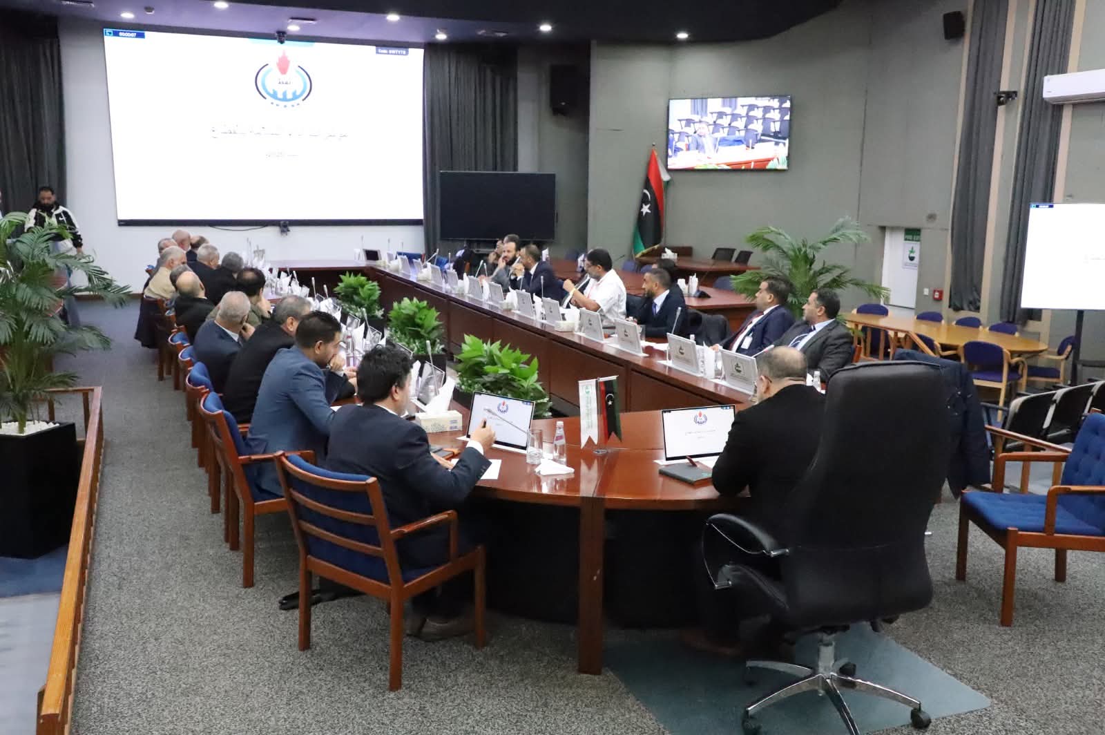 شركة الخليج العربي للنفط تعزز بيئة العمل الآمنة وتواصل برامج التدريب والتأهيل