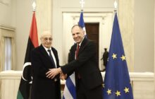 رئيس مجلس النواب يلتقي وزير الخارجية اليوناني في أثينا