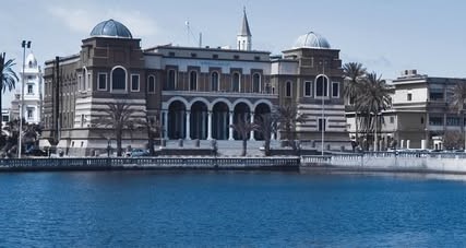 «المركزي» يستعد لضخ 18 مليار دينار لمعالجة نقص السيولة