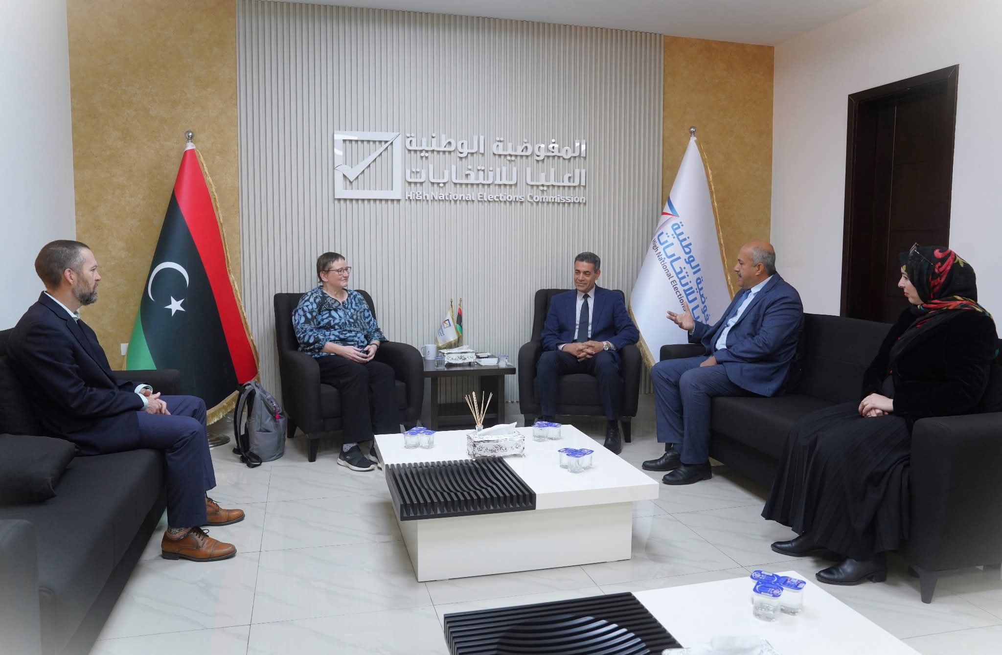 مستجدات العملية الانتخابات محور لقاء السايح مع السفيرة الكندية 