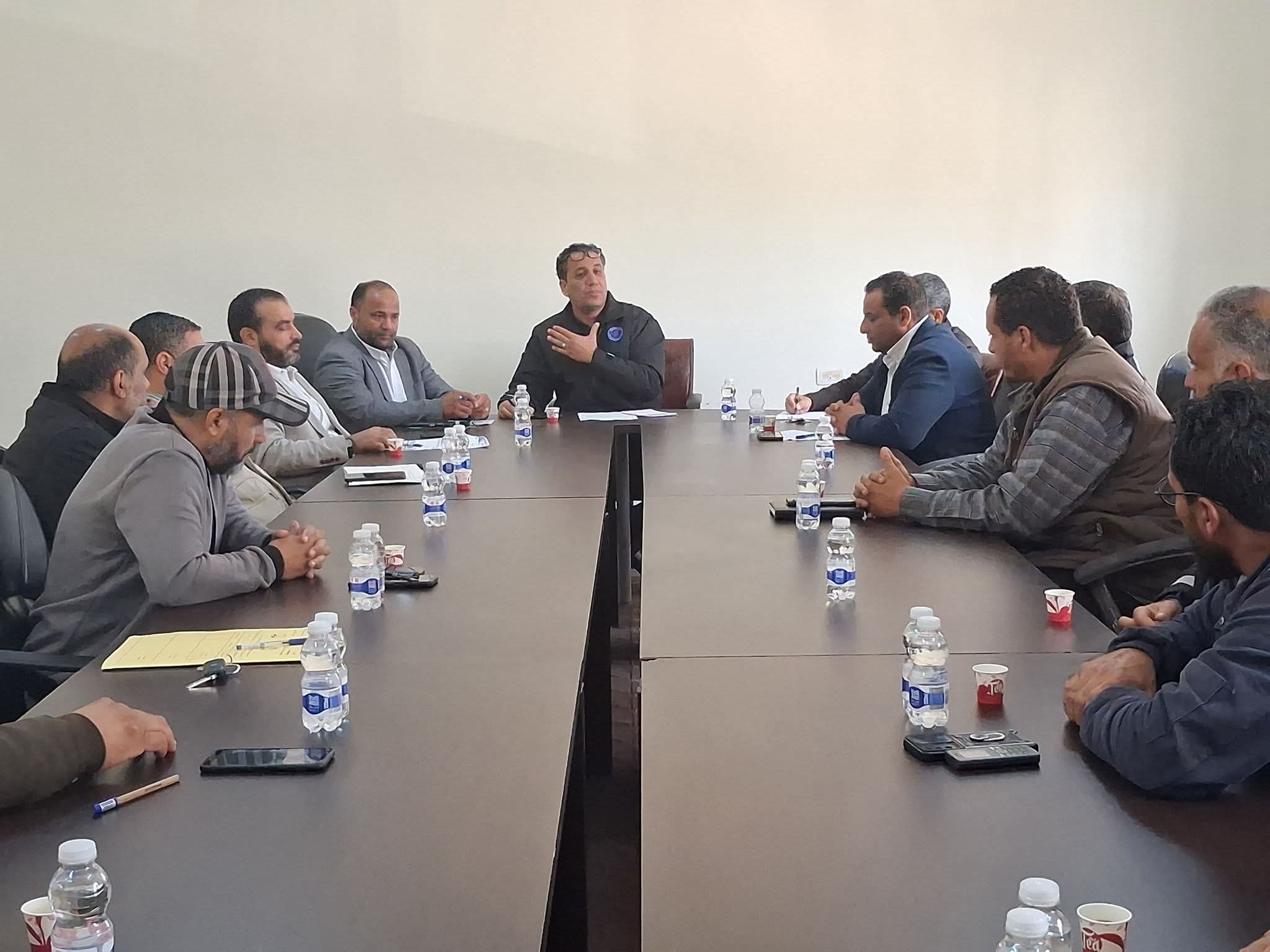 نقاش موسع في سرت حول مخاطر ربط المولدات بالشبكة العامة 