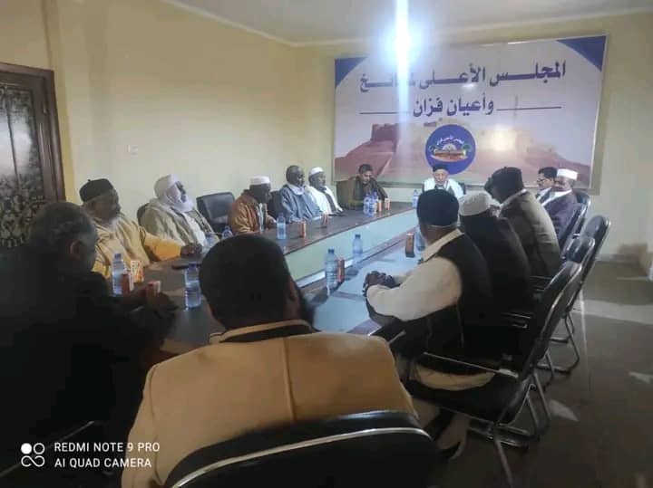 شيوخ مجلس وادي الحياة يجددون دعمهم للقوات المسلحة ووحدة الصف في فزان