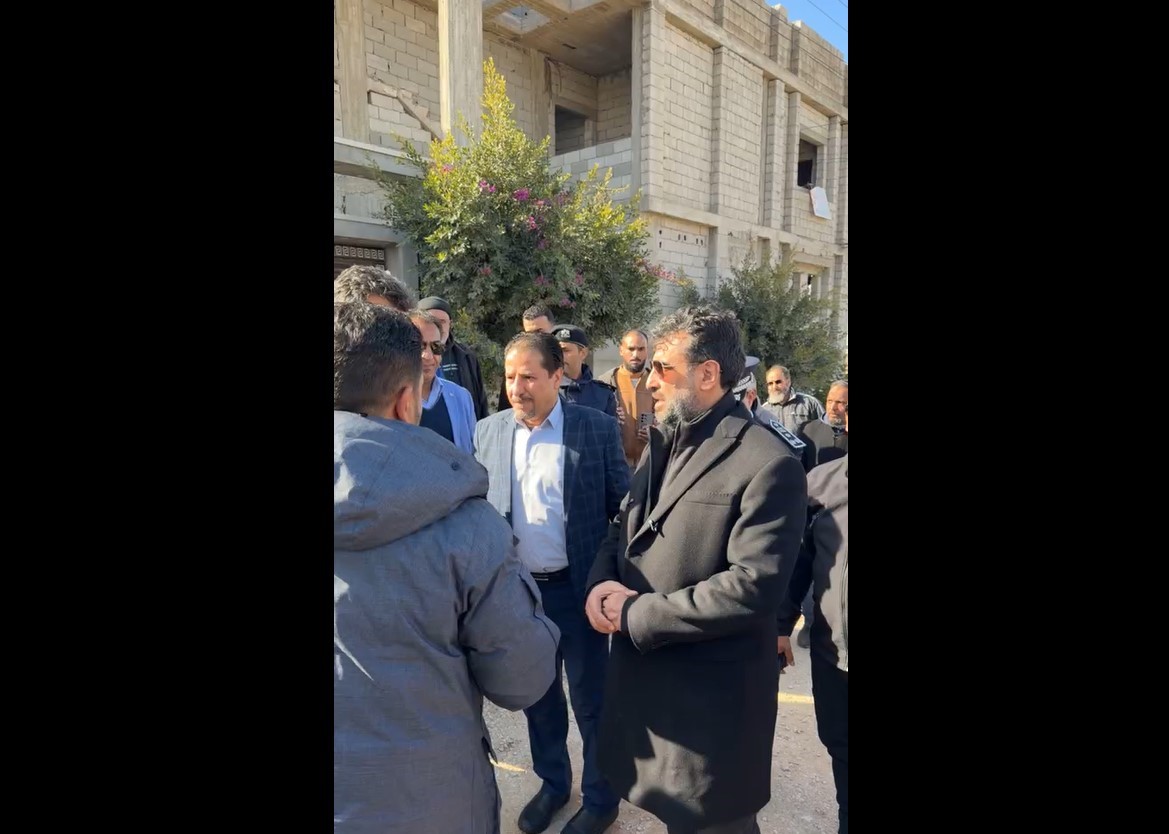 «البدري» يزور بلديات الجبل الأخضر للوقوف على مشكلة انقطاع الكهرباء