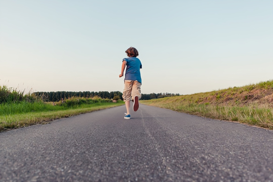 هروب مصابي اضطراب طيف التوحد… سلوك مقلق يتجاوز الحلول الأمنية