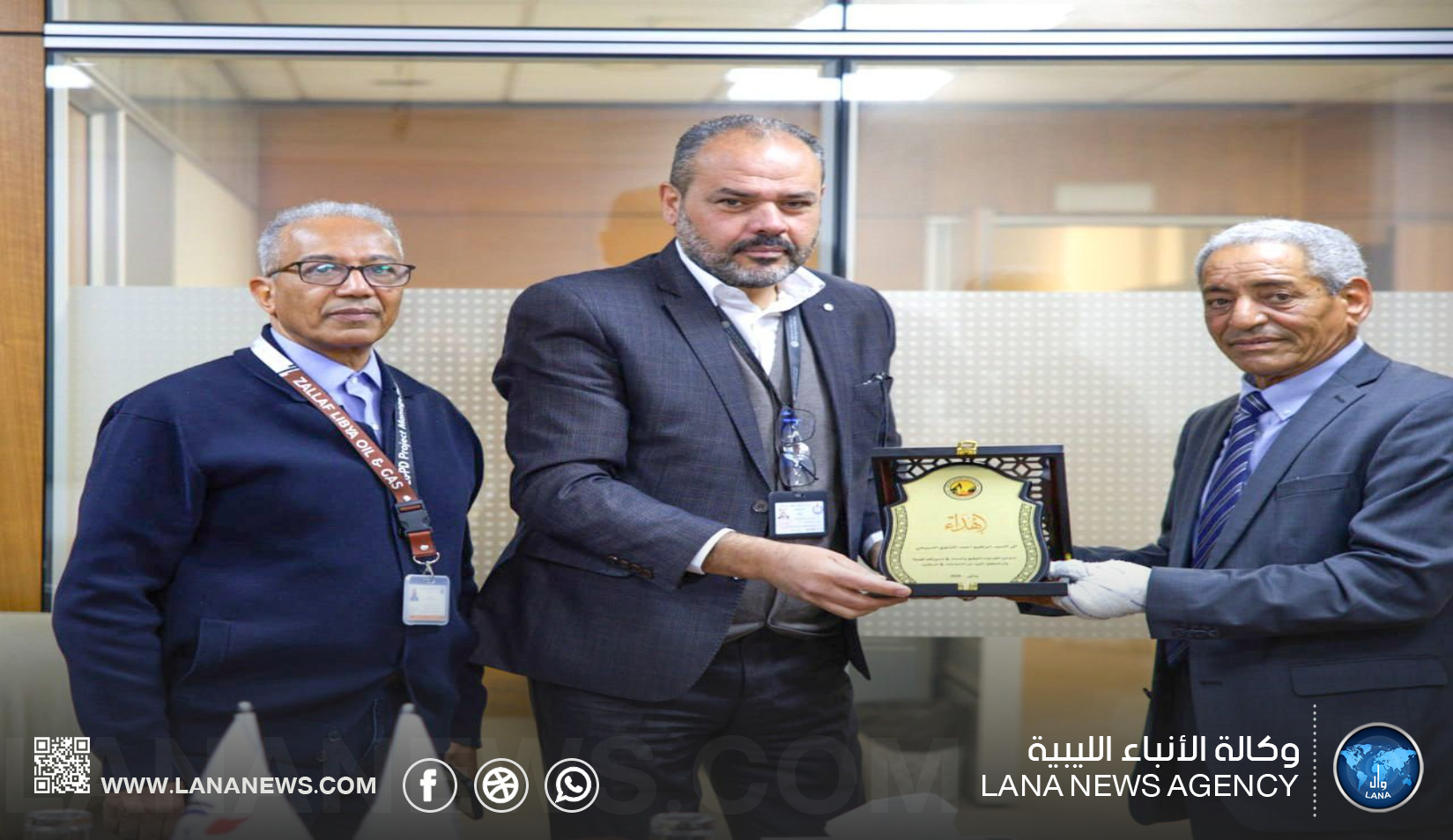 زلاف تُكرّم مدير حقل الشادار تقديرًا لمسيرته الطويلة في القطاع