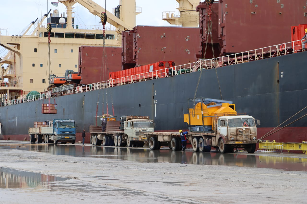 إدارة ميناء الحرة جليانة تشكل لجنة طوارئ لمواجهة الأحوال الجوية السيئة