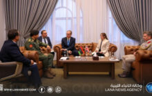 نائب القائد العام للقوات المسلحة يلتقي سفير المملكة المتحدة بليبيا