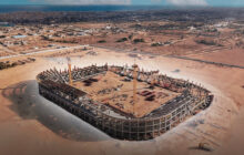 ملعب سرت الدولي يدخل مرحلة تركيب الغطاء الخارجي