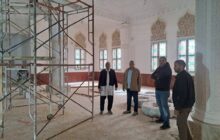 مكتب مشروعات المنطقة الوسطى يتابع سير العمل بالمسجد العتيق في أبوقرين