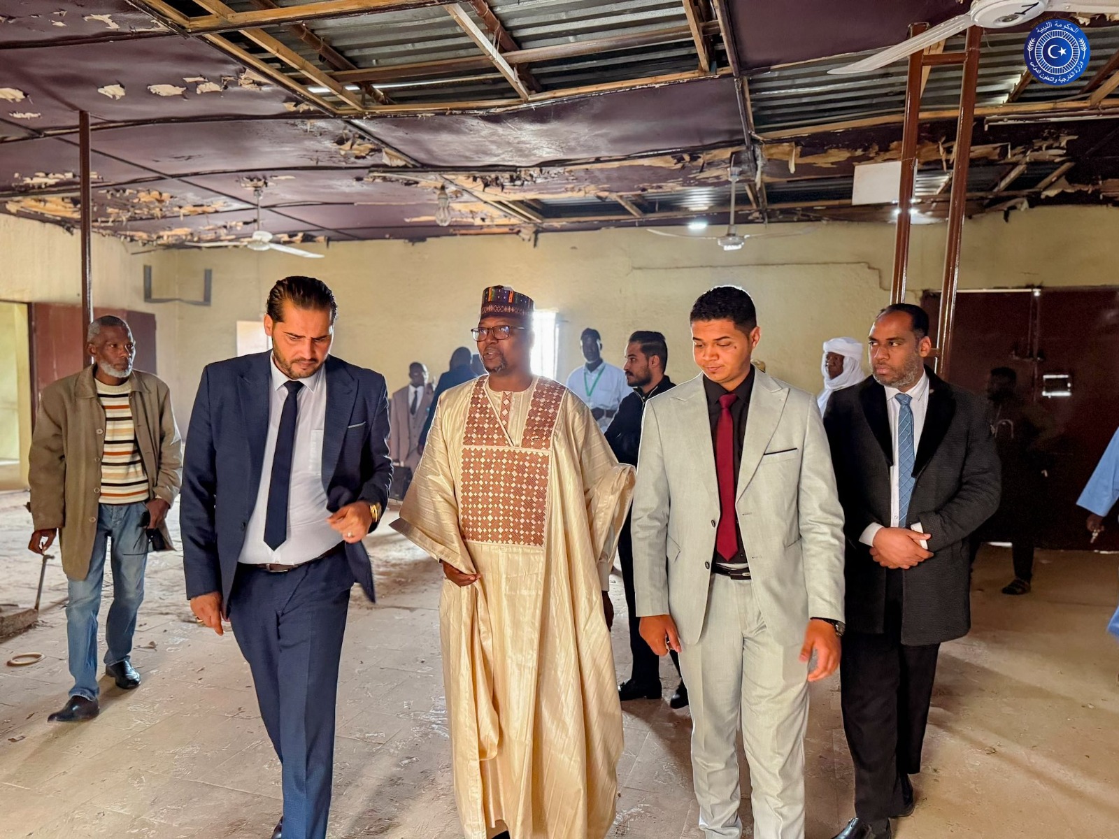 سفير النيجر يتفقد مقر القنصلية في سبها تمهيدًا لإعادة افتتاحها