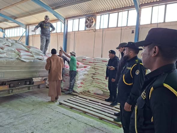 لجنة مكلفة من نائب القائد العام تباشر توزيع اللحوم والسلع المدعومة في بنغازي