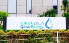 قطر للطاقة تعلّق إنتاجها أثر تعرض منشآتها لهجمات إيرانية