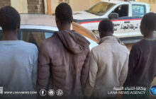 ضبط مهاجرين غير شرعيين في غات