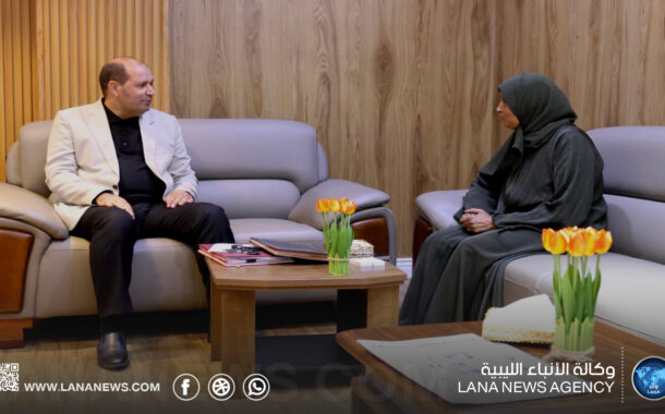 وزير التعليم العالي يبحث تطوير التعليم في الجنوب مع النائب فاطمة الصويعي