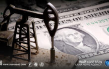 الدولار يرتفع لأعلى مستوى في أسبوعين مع ارتفاع النفط