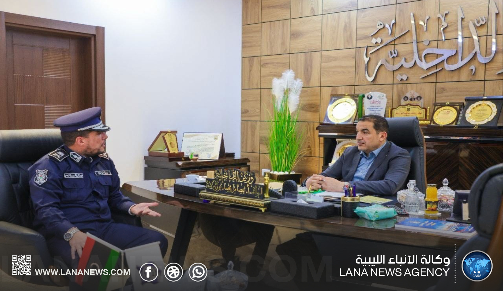 وزير الداخلية يبحث الاستعدادات لأسبوع المرور العربي واليوم العالمي