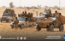 معارك في مالي بين الجيش وجماعات مرتبطة بالقاعدة وداعش