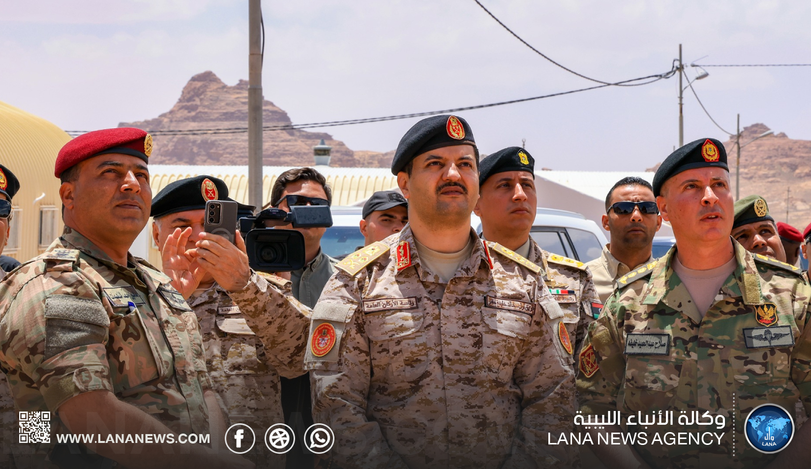 رئيس الأركان يتابع تدريبات القوات المسلحة الليبية في الأردن