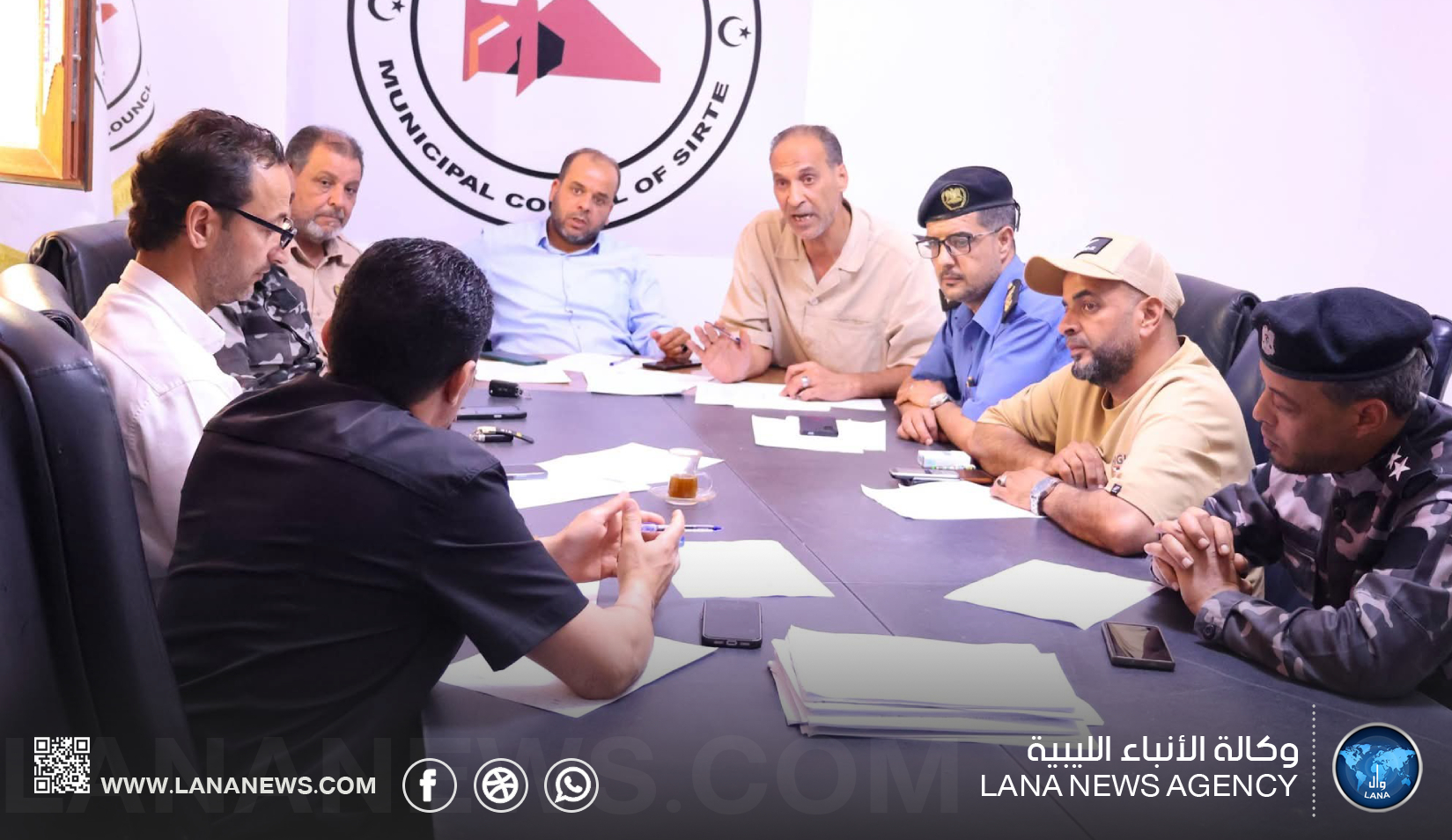 بلدية سرت تبحث آلية توزيع أضاحي على المستحقين