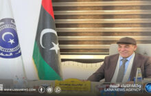 وزير الخدمة المدنية يُؤكد أهمية دور الموظف العام في بناء الدولة