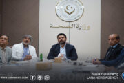 وزارة الصحة تستعرض مشروعات التطوير والرقمّنة أمام بلدية بنغازي