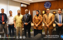 وزير الشؤون الأفريقية يبحث مع رئيس مركز الدراسات الأفريقية تعزيز التعاون مع دول القارة