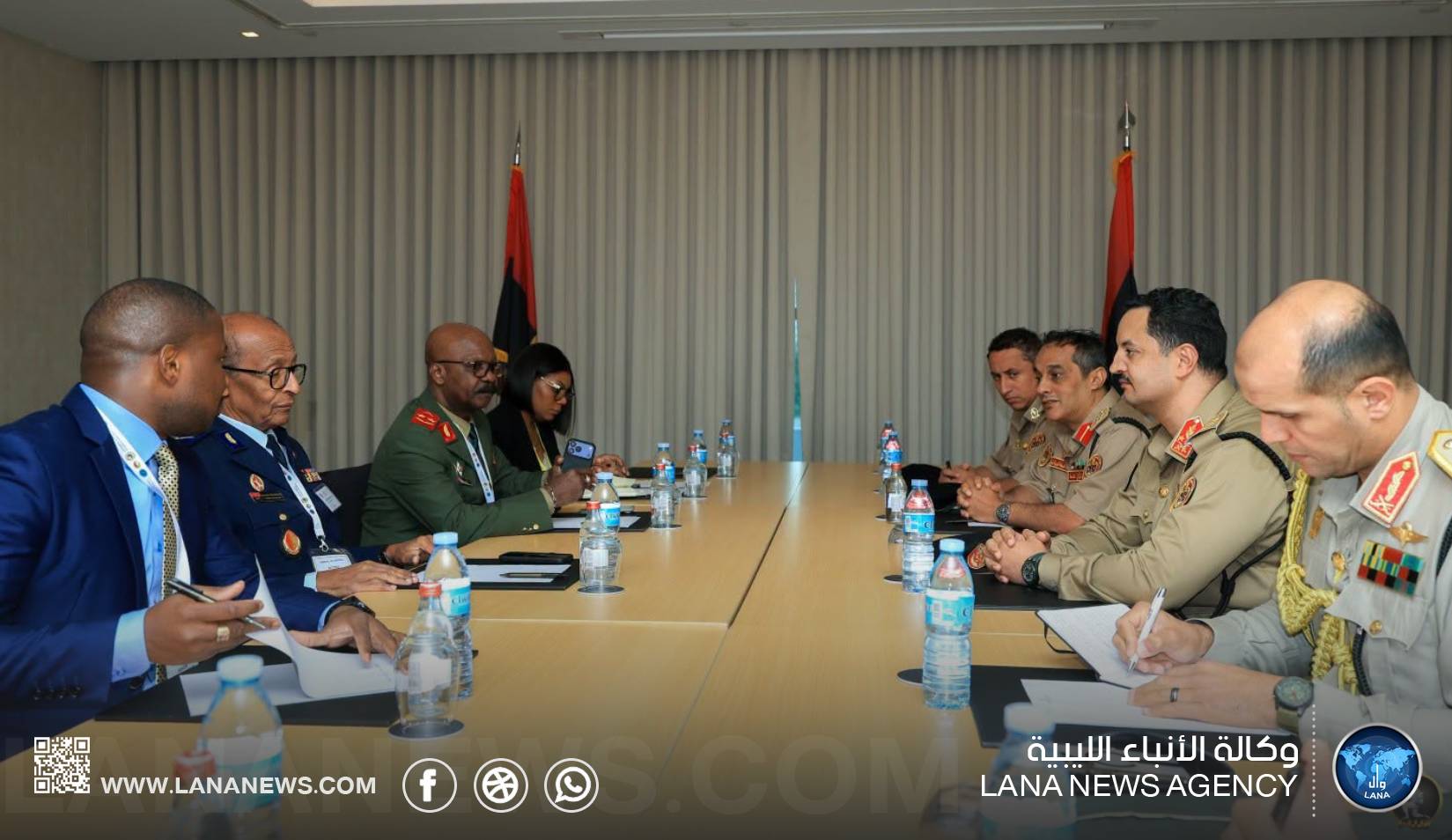 رئيس الأركان العامة يبحث في لواندا تعزيز التعاون العسكري مع أنغولا